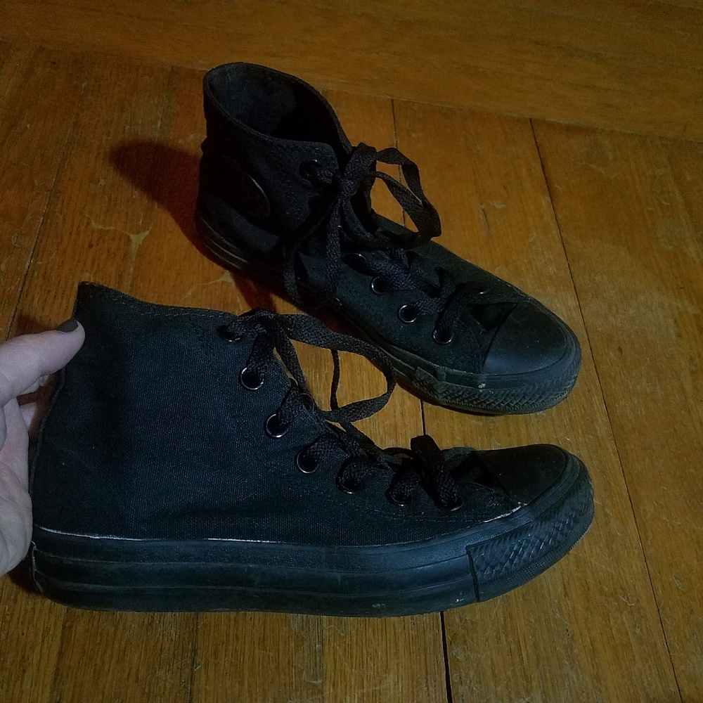 Ladies Sz 6 ALL Black Converse Sneakers Goth Punk